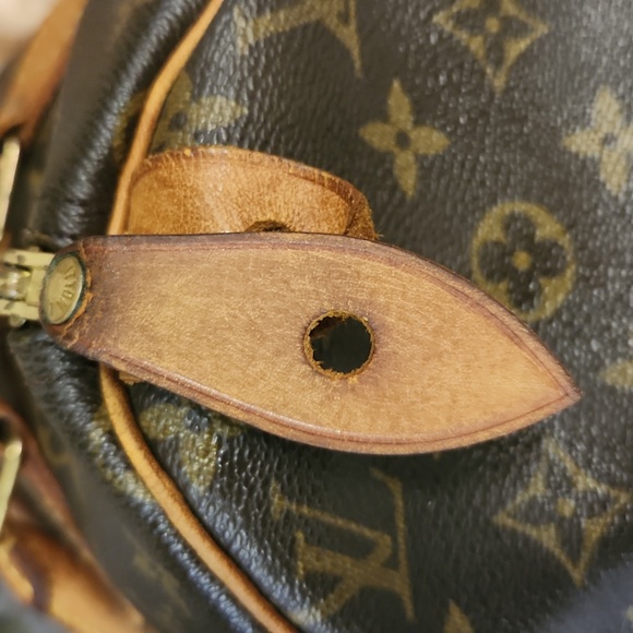 - `ღ´- ♥ -`ღ´ AUTHENTIC Louis Vuitton Monogram Speedy 30 - `ღ´- ♥ -`ღ´ - Picture 14 of 17